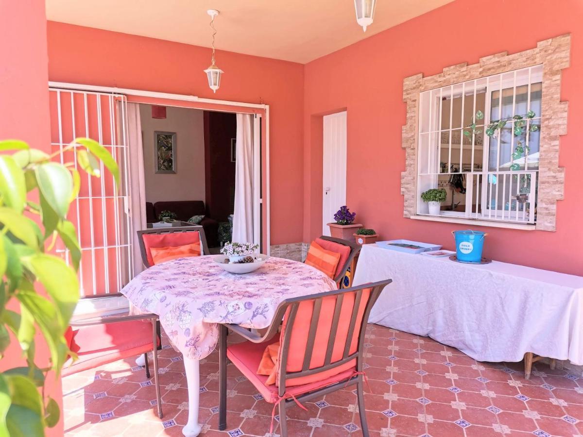El Capricho De Espartinas Extérieur photo
