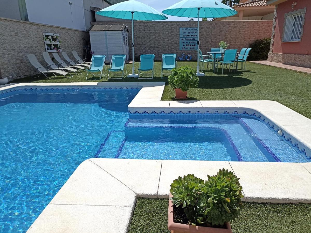 El Capricho De Espartinas Extérieur photo